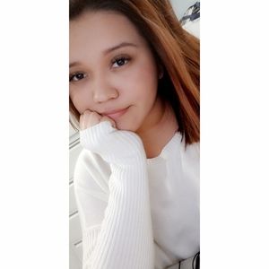 Meet your Posher, Hillary